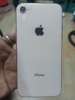 Iphone 8 64gig