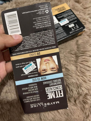 Maybelline Fit Me concealer and pressed powder