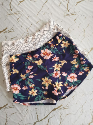 PLUS SIZE HIGH WAIST SHORTS WITH TWO POCKETS