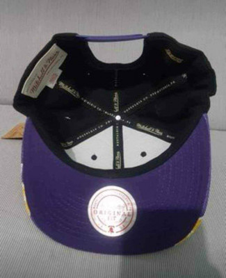 Original mitchell and ness cap