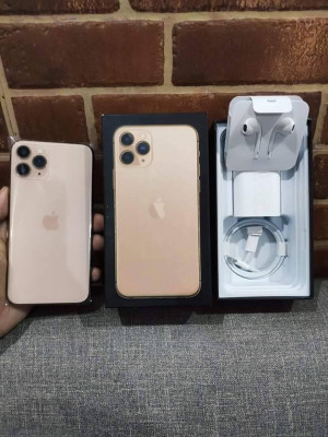 Iphone 11promax (GOOD AS BRANDNEW)