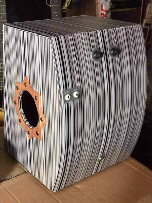 Beatbox with Pick up and Adjuster