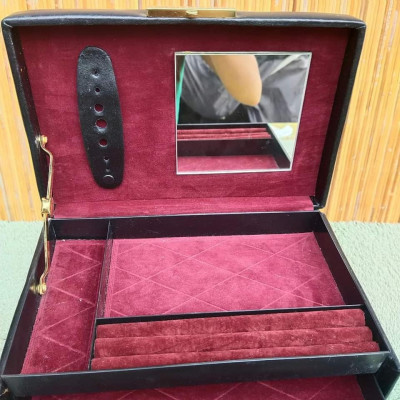 Black Leather Jewelry Organizer Box