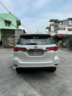 Toyota Fortuner V Variant 2017 model Top of the line