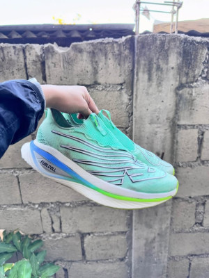 For Sale New Balance FuelCell Elite