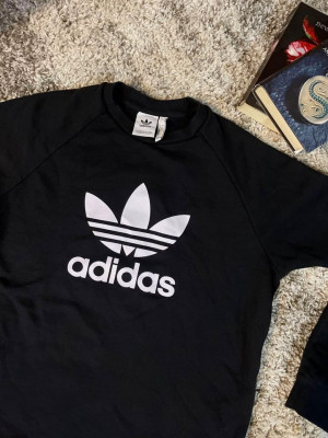 Adidas sweater