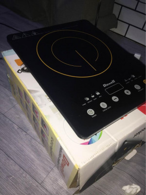 Dowell Induction cooker