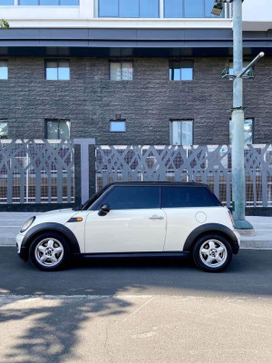 2010 MINI cooper 2010