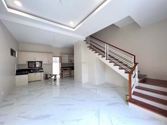 Attractive Duplex House and Lot for Sale in Cainta, Rizal
