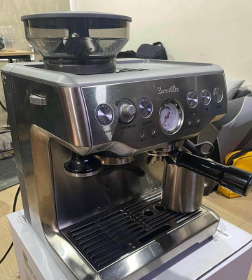 Breville Barista Express Espresso Machine