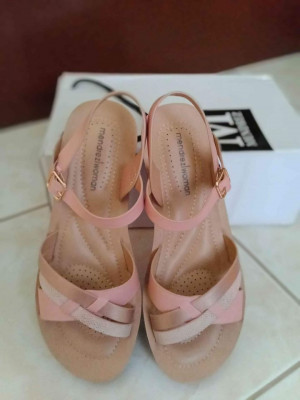 Mendrez Sandals (with box)