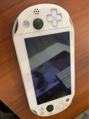 PSvita Slim