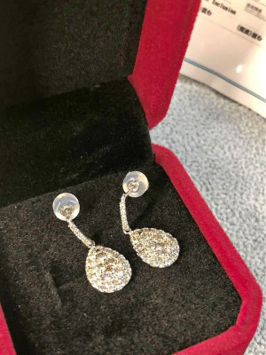 Diamond 1 carat total earrings dangling