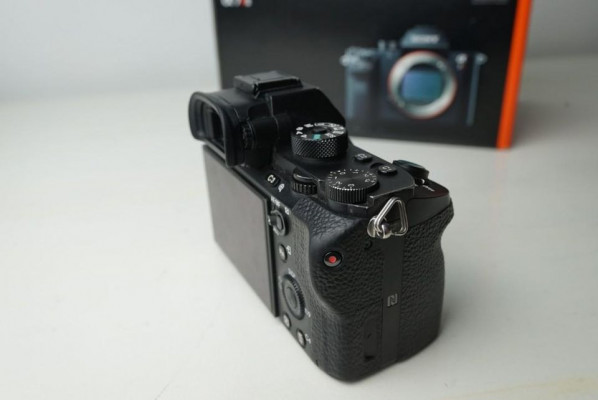 SONY A7Rii (SECOND HAND)