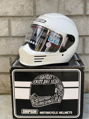 Simpson bandit helmet with extra smoke lens Brandnew Medium size