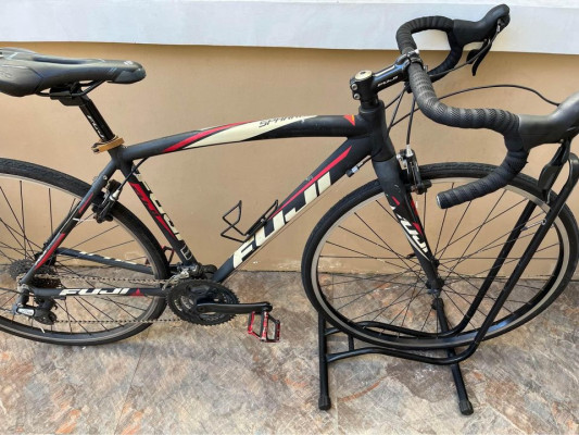 Fuji hybrid bike road bike gravel bike