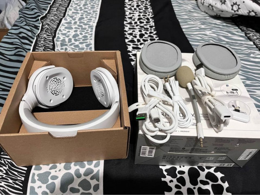 Razer Barracuda X Mercury White