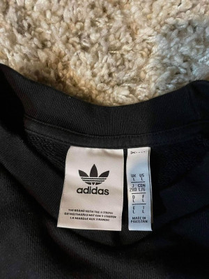 Adidas sweater