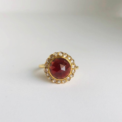 Garnet with rose cut diamond Ring