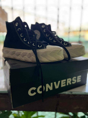 Converse chuck taylor as lift cable high