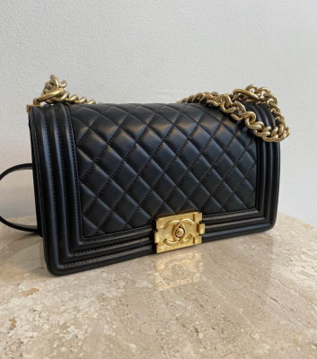 Chanel Le Boy Old Medium in Lambskin