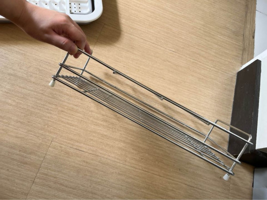 Wire basket for glass