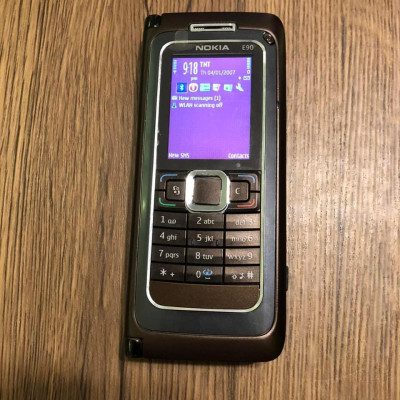 Nokia E90 Communicator Smart Lock