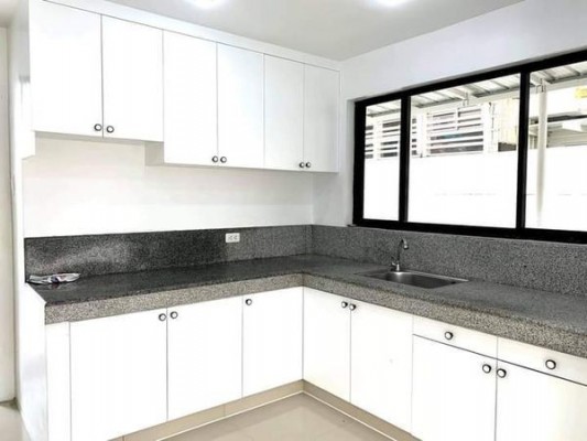 House and Lot - Quezon City