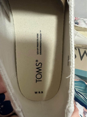 Toms SHoes