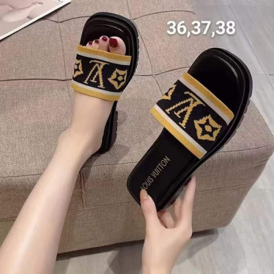 For sale trendy slippers
