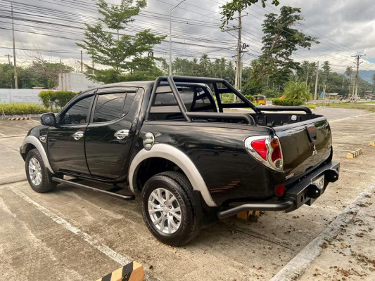 2013 Mitsubishi Strada 2.5 GLX V - Manual Transmission