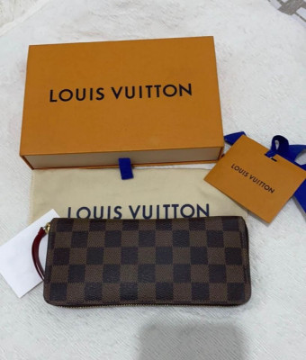 LV Wallet