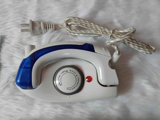 Electric portable steamer iron Brandnew