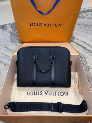 Louis Vuitton Take Off Aerogram briefcase