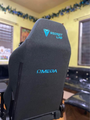 Secret lab Omega gaming chair charcoal blue Soft weave