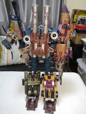 Transformers Jinbao Bruticus