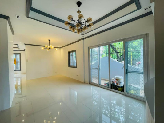 House for Sale in Greenwoods Exec Village pasig