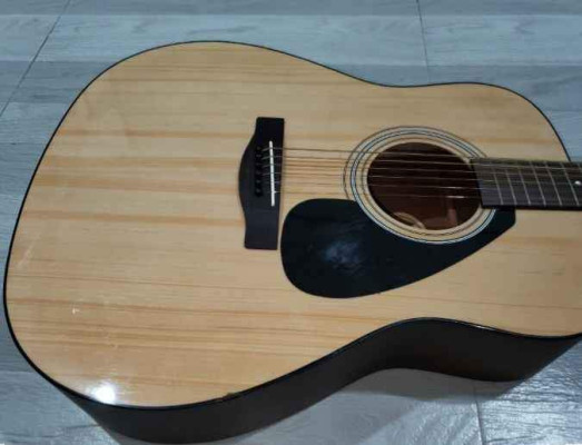 Acoustic Guitar Yamaha Original