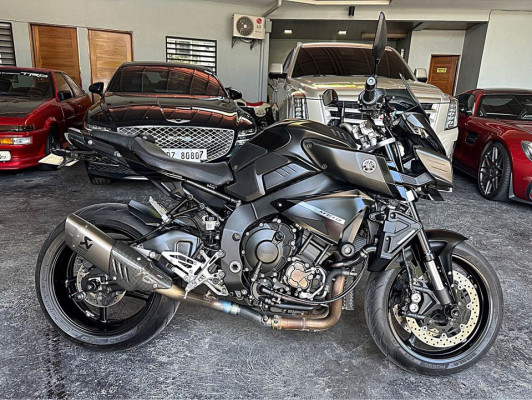 2019 Yamaha mt-10 fully loaded