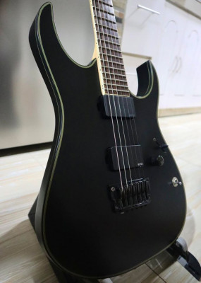Ibanez RGIR30BFE Iron Label (EMG 60/81) - Black Flat