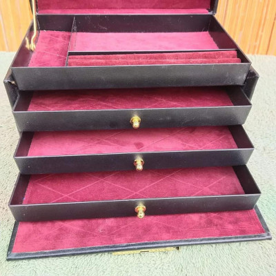 Black Leather Jewelry Organizer Box