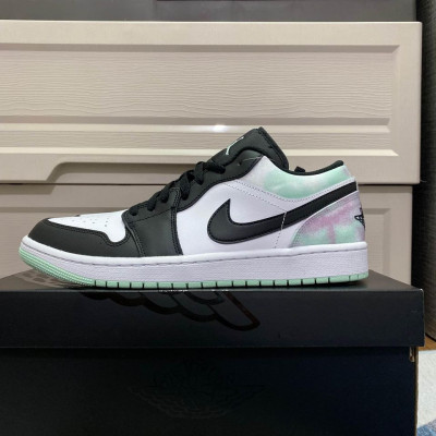 Jordan 1 low tie dye