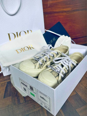 Christian Dior sneakers-original