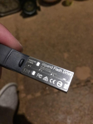 sandisk ixpand flash drive 64gb original for apple