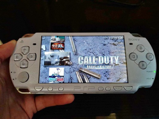 Sony psp 2000