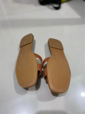 Preloved Sandals