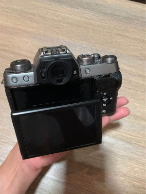 Fujifilm X-T100 (mirrorless camera)