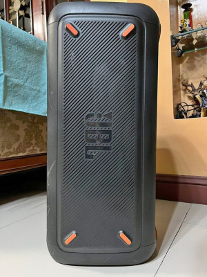 JBL PartyBox 300