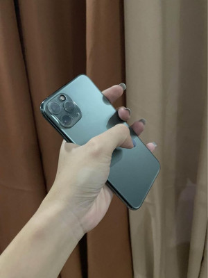 Iphone 11 pro 64gb FU 85% batt health No issue