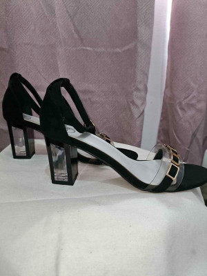Gibi Glass Heels 2.5inches